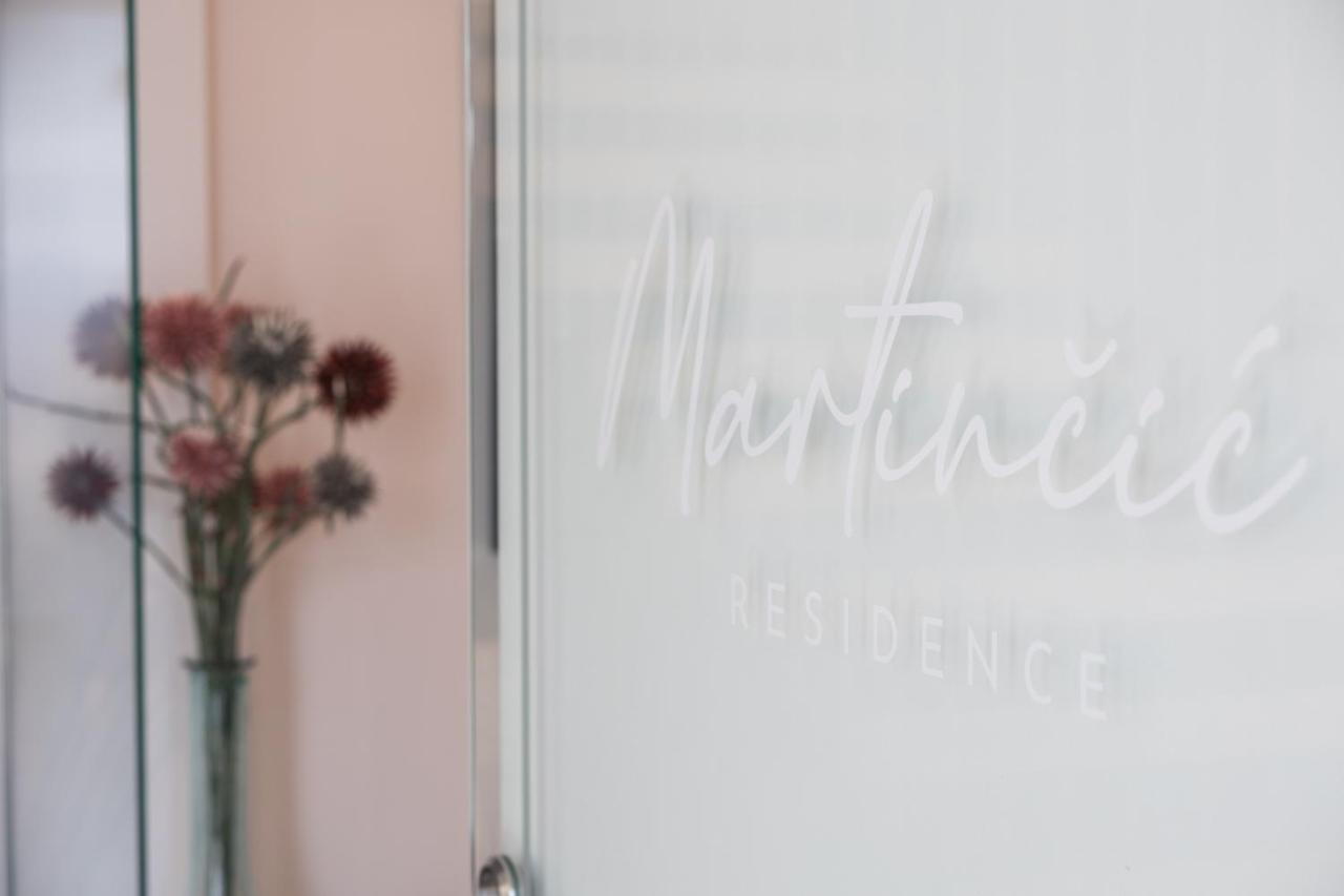 Martincic Residence - 5 Stars Luxury With Pool Heating On 4000M2 Rakalj 외부 사진