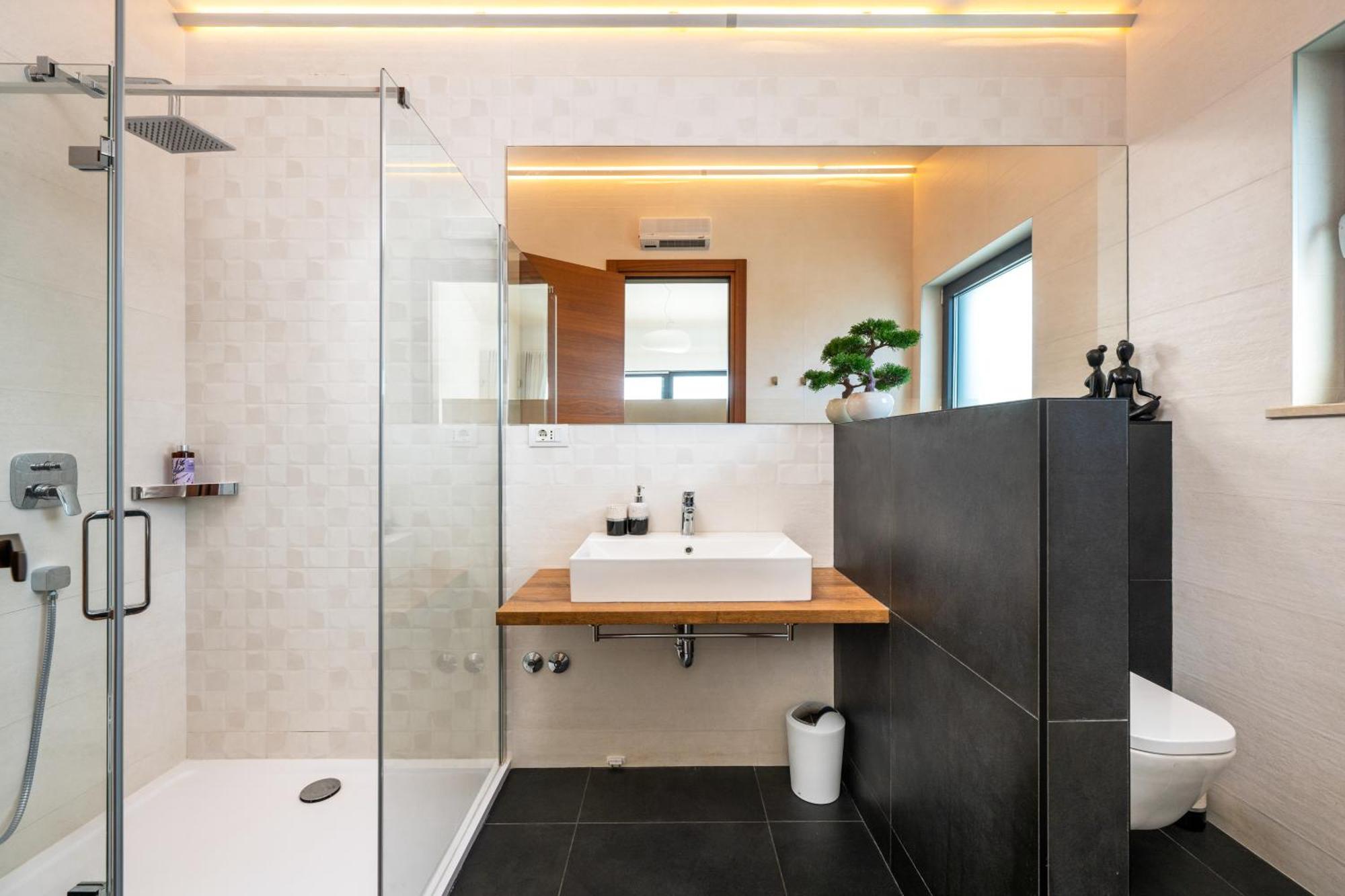 Martincic Residence - 5 Stars Luxury With Pool Heating On 4000M2 Rakalj 외부 사진