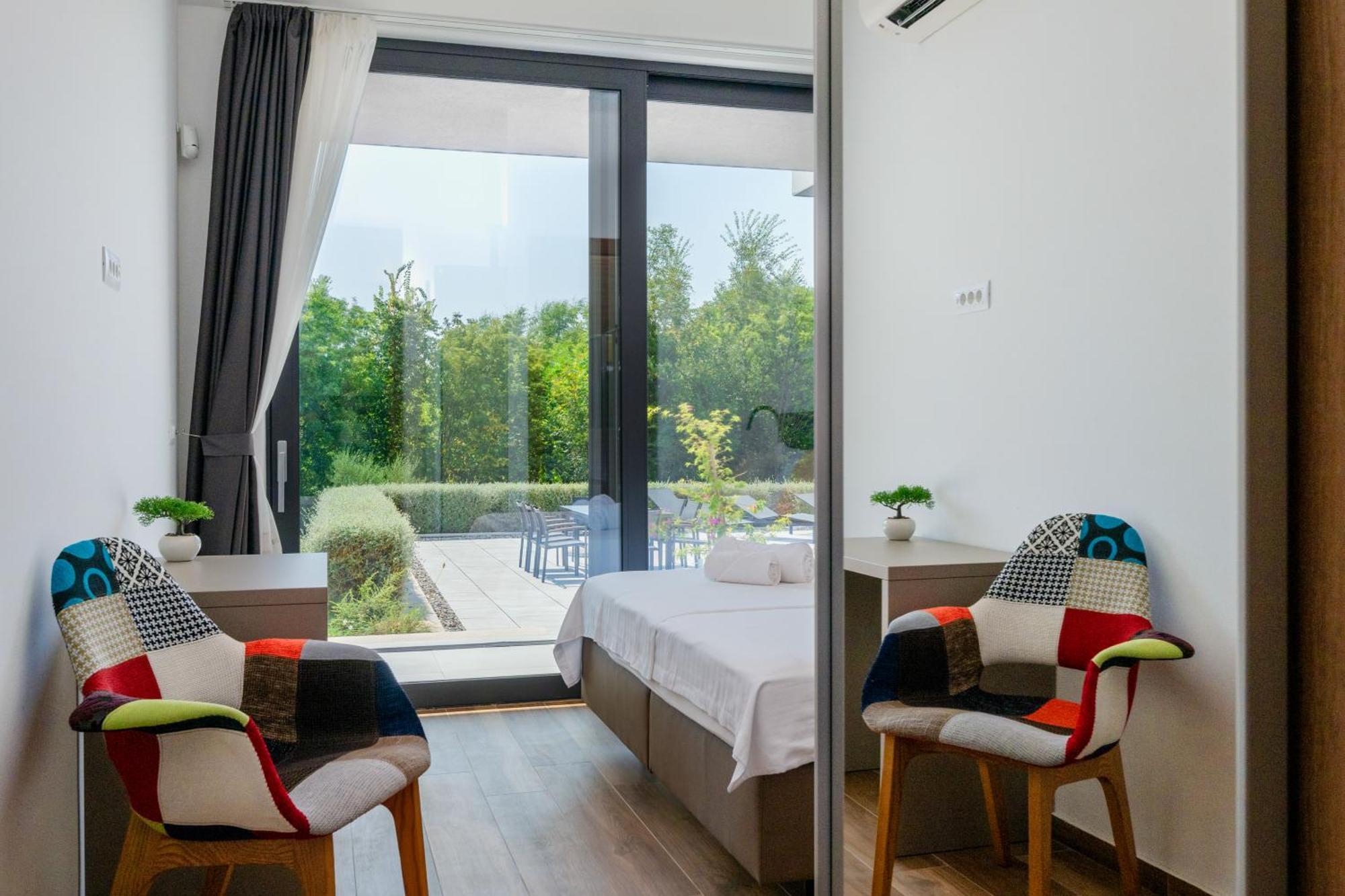 Martincic Residence - 5 Stars Luxury With Pool Heating On 4000M2 Rakalj 외부 사진