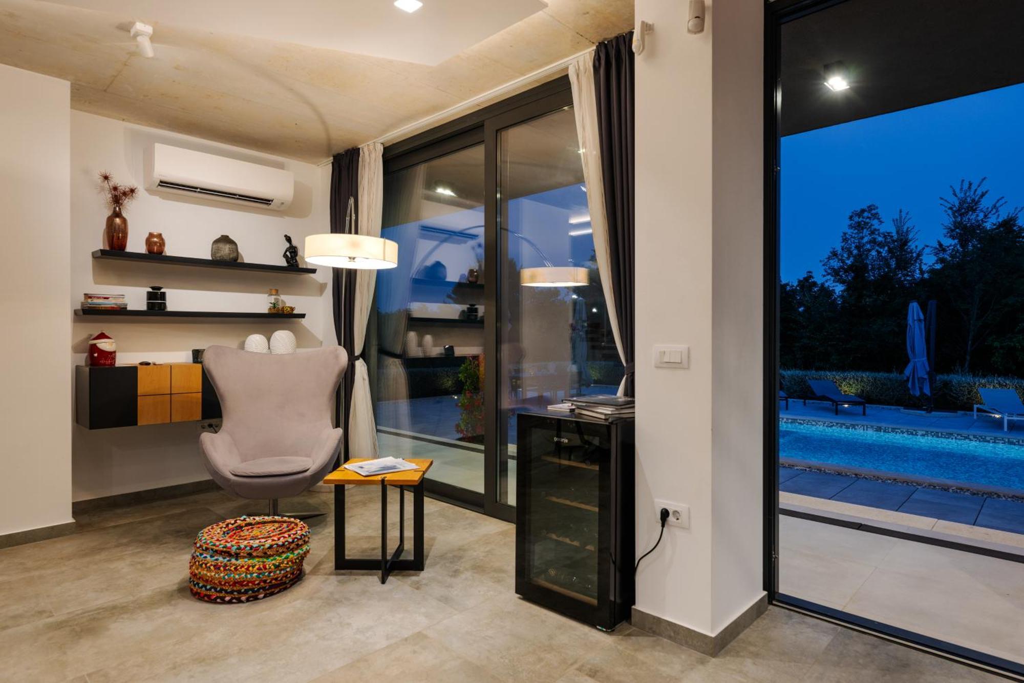 Martincic Residence - 5 Stars Luxury With Pool Heating On 4000M2 Rakalj 외부 사진