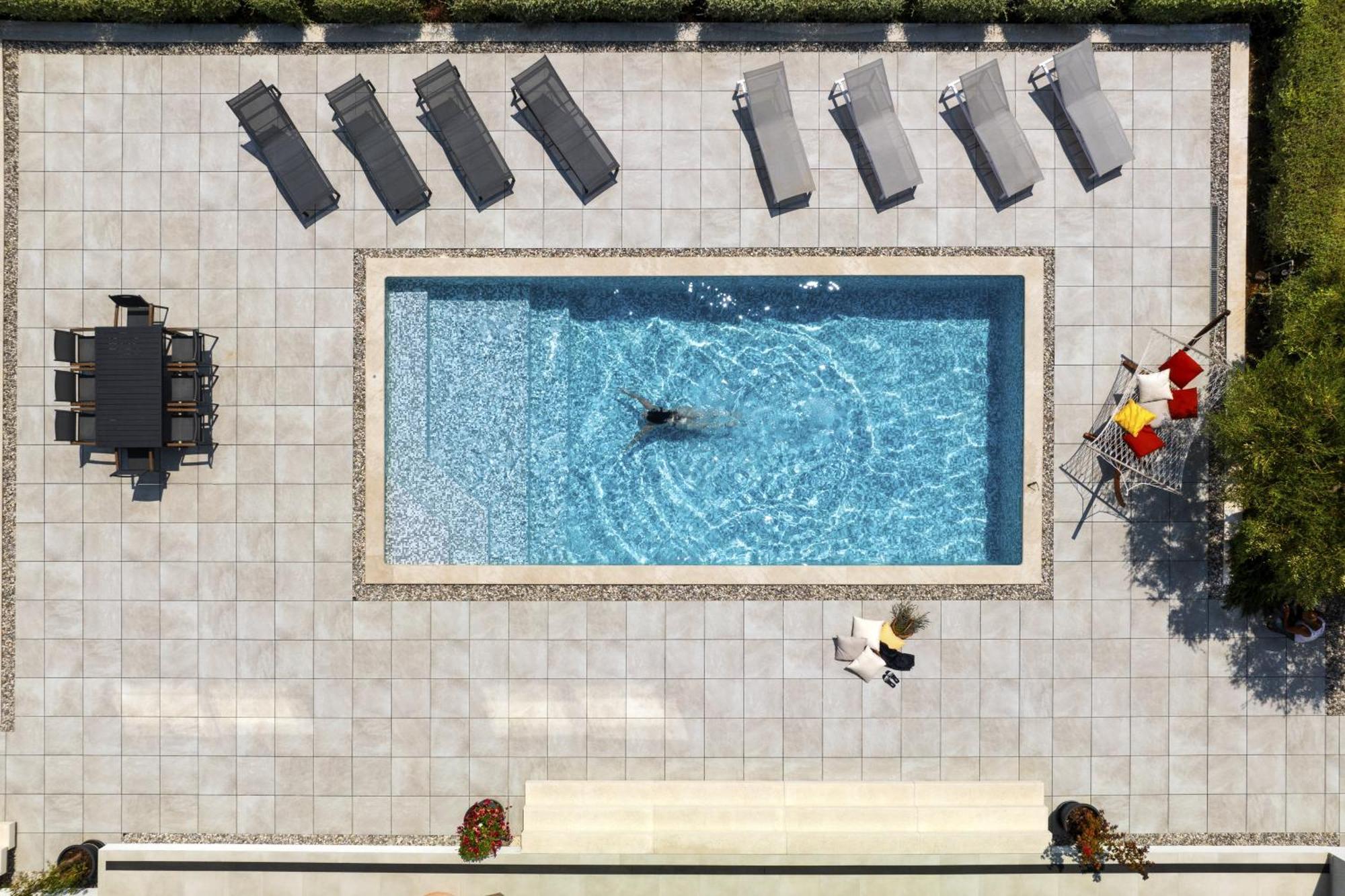 Martincic Residence - 5 Stars Luxury With Pool Heating On 4000M2 Rakalj 외부 사진